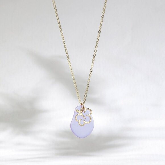 Hawaiian Lavender Purple Sea Glass Necklace - Picture 1 of 3